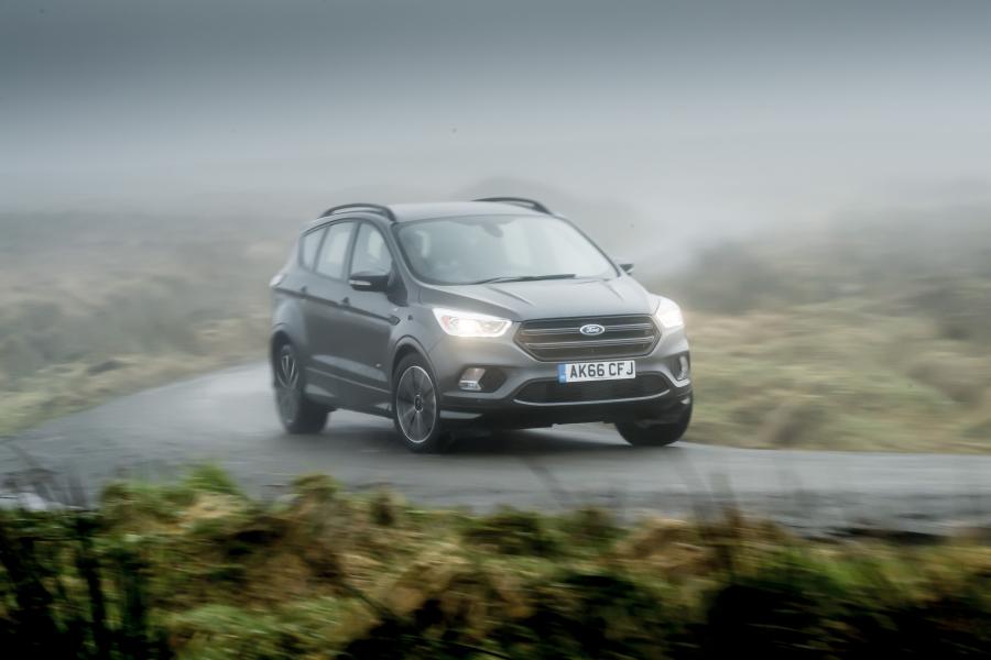  Ford Kuga ST-Line 2017 года  (UK) (фото 18 из 63)